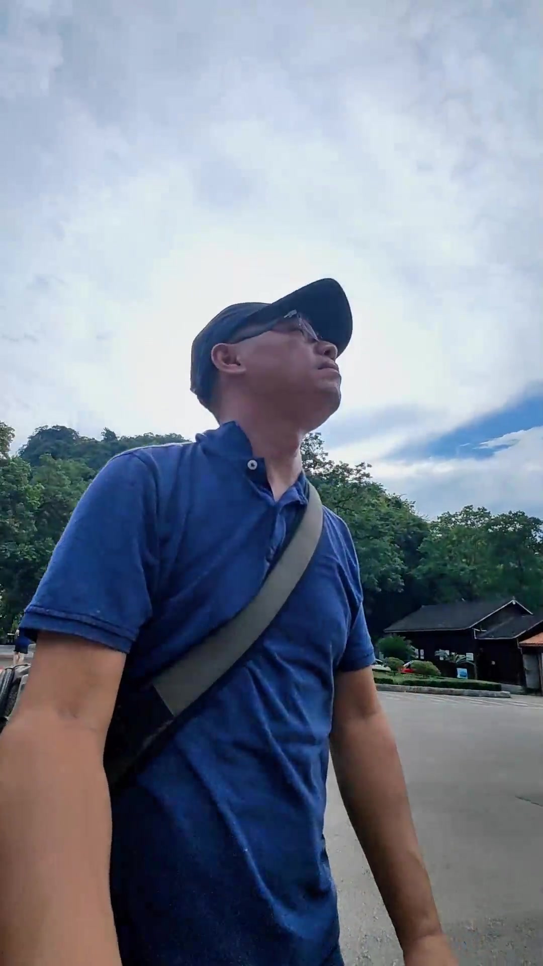 被网友曝光的龙潭公园网红打卡点,夕阳时拍照超出片!你的附近小众景点。旅行推荐官 柳州网红打