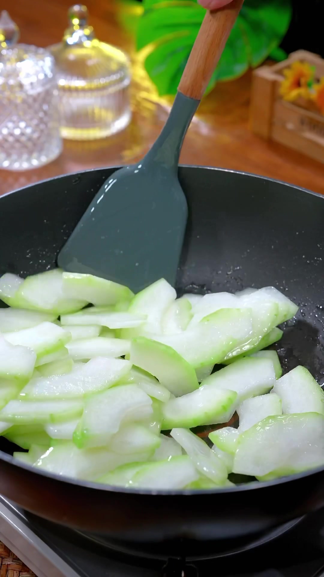 冬瓜腐皮鸡蛋汤这样做好喝营养