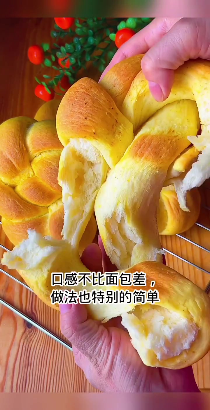 武威传统面食烤炉盔子,外酥里软口感不比面包差