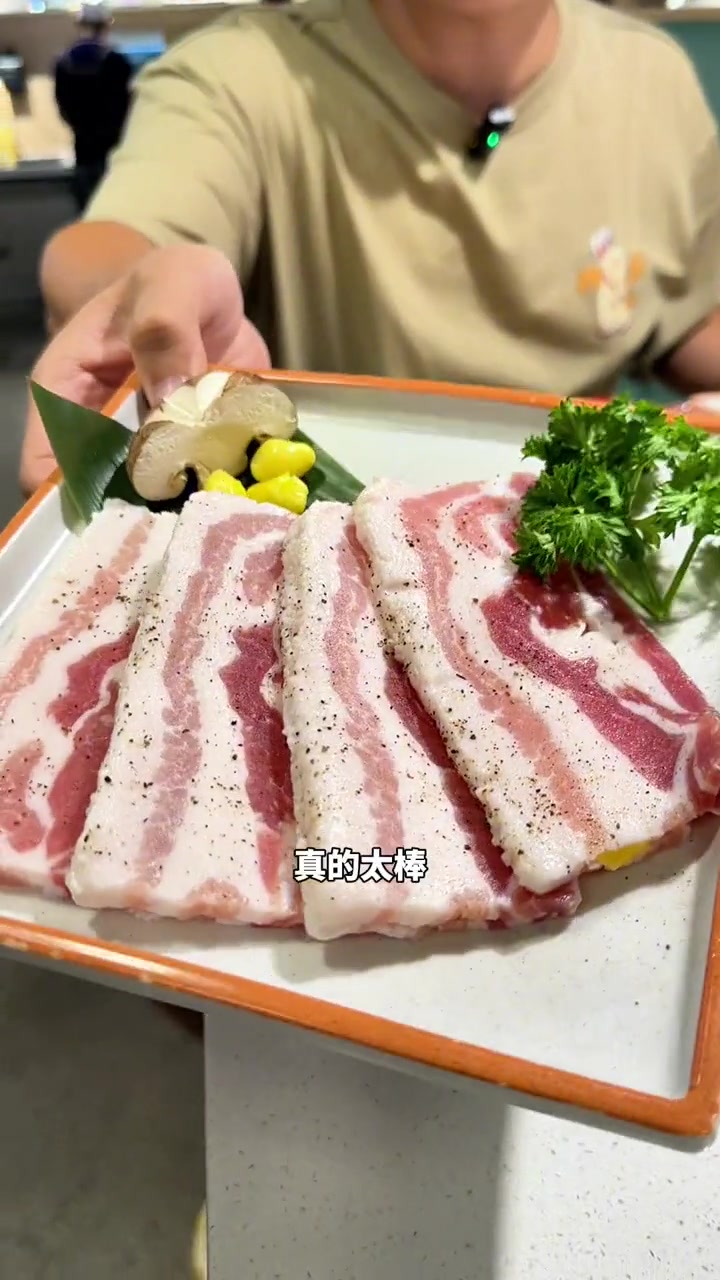 燕郊首尔甜城这家石板烤肉都给我来吃!特色烤肉店推荐 一起吃烤肉 七夕情侣约会餐厅推荐 情侣