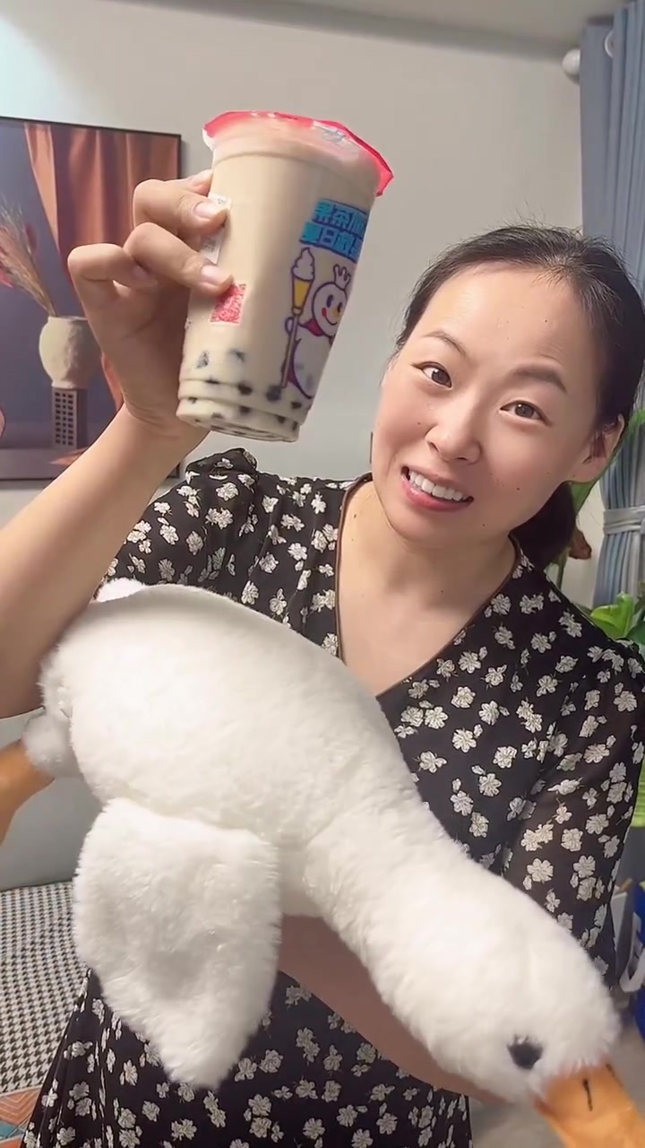 蜜雪冰城珍珠奶茶也太划算了!左下角赶快团