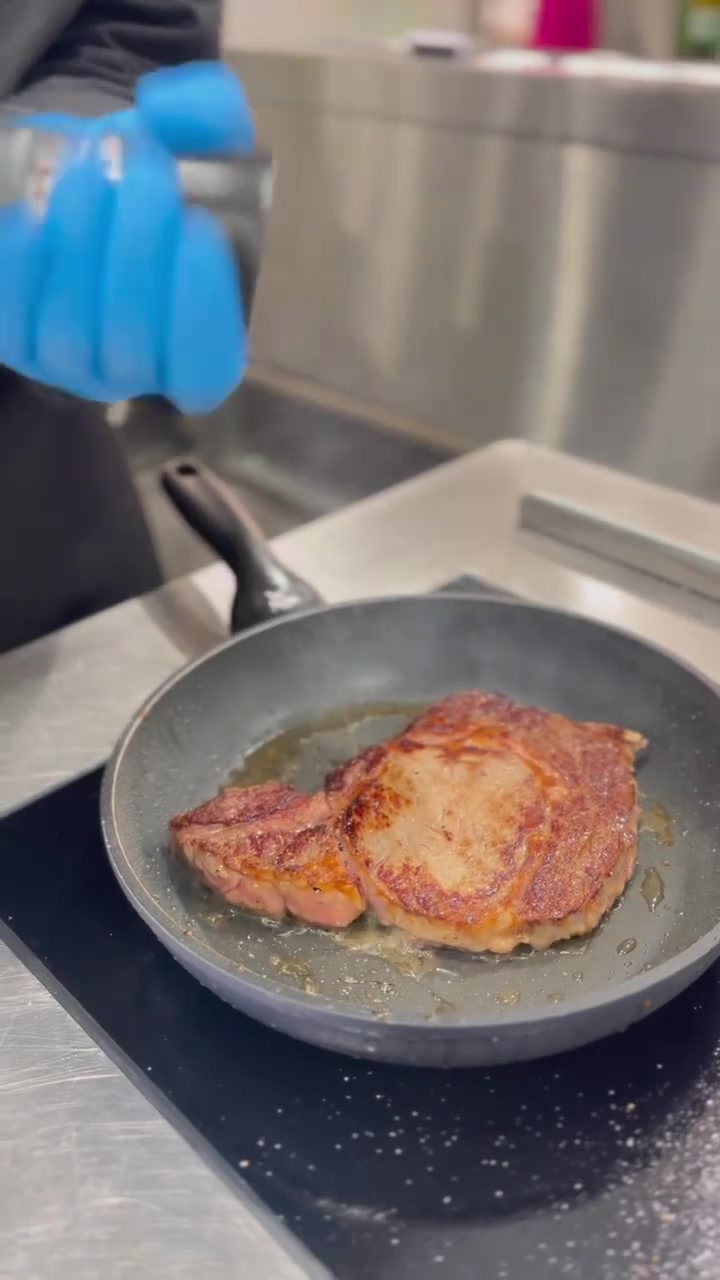 山姆厚切眼肉牛排怎么煎?大厨现场教学啦～