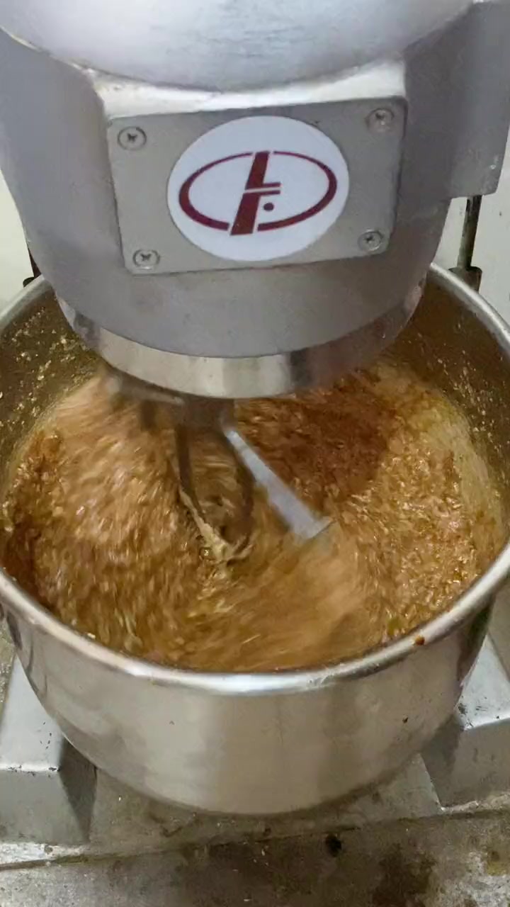和包子肉馅一斤肉加多少水合适