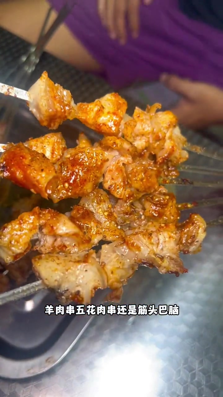 河东常州道十六号院烧烤够接地气1.5的生蚝1.99的羊肉筋 撸串儿约起来 烧烤 街边人气烧