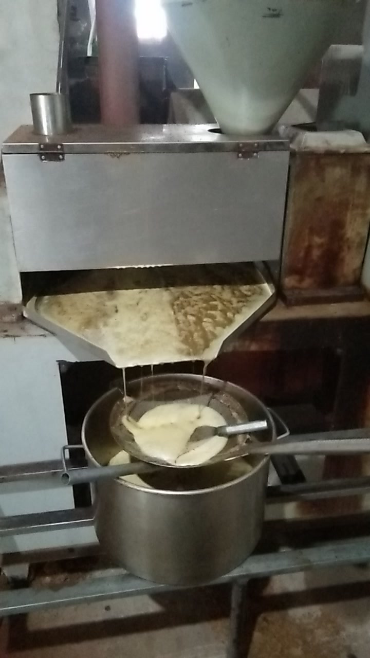 传统小榨菜籽油,真香!