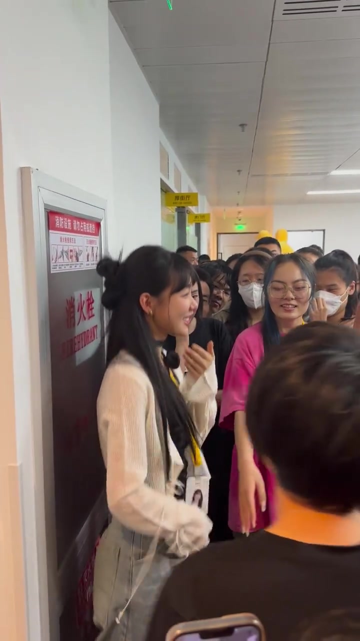 徐梦洁 看见彩虹我死去的团魂又开始燃烧了!
