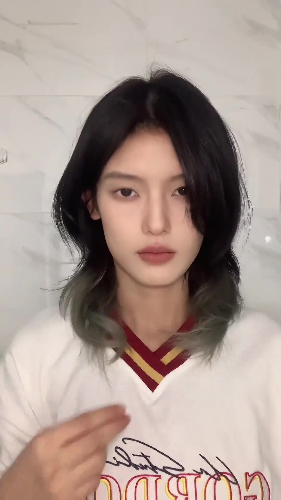 鲻鱼头或者狼尾留长之后卷一卷还挺好看的 吹风机 防飞翘风嘴 卷发风嘴 卷发教程 高颅顶