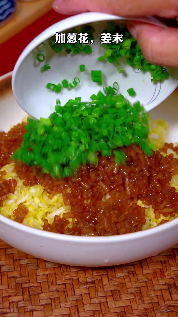 俗话说好吃不如饺子,这个白菜粉条素饺子像我这样做,鲜香美味,孩子们都抢着吃 饺子 好吃不如