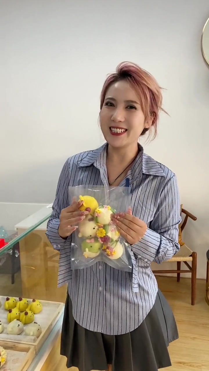 在兖州,手艺人做的馒头,你吃过吗?面艺 中式馒头蛋糕 同城美食 中式面点 送礼物