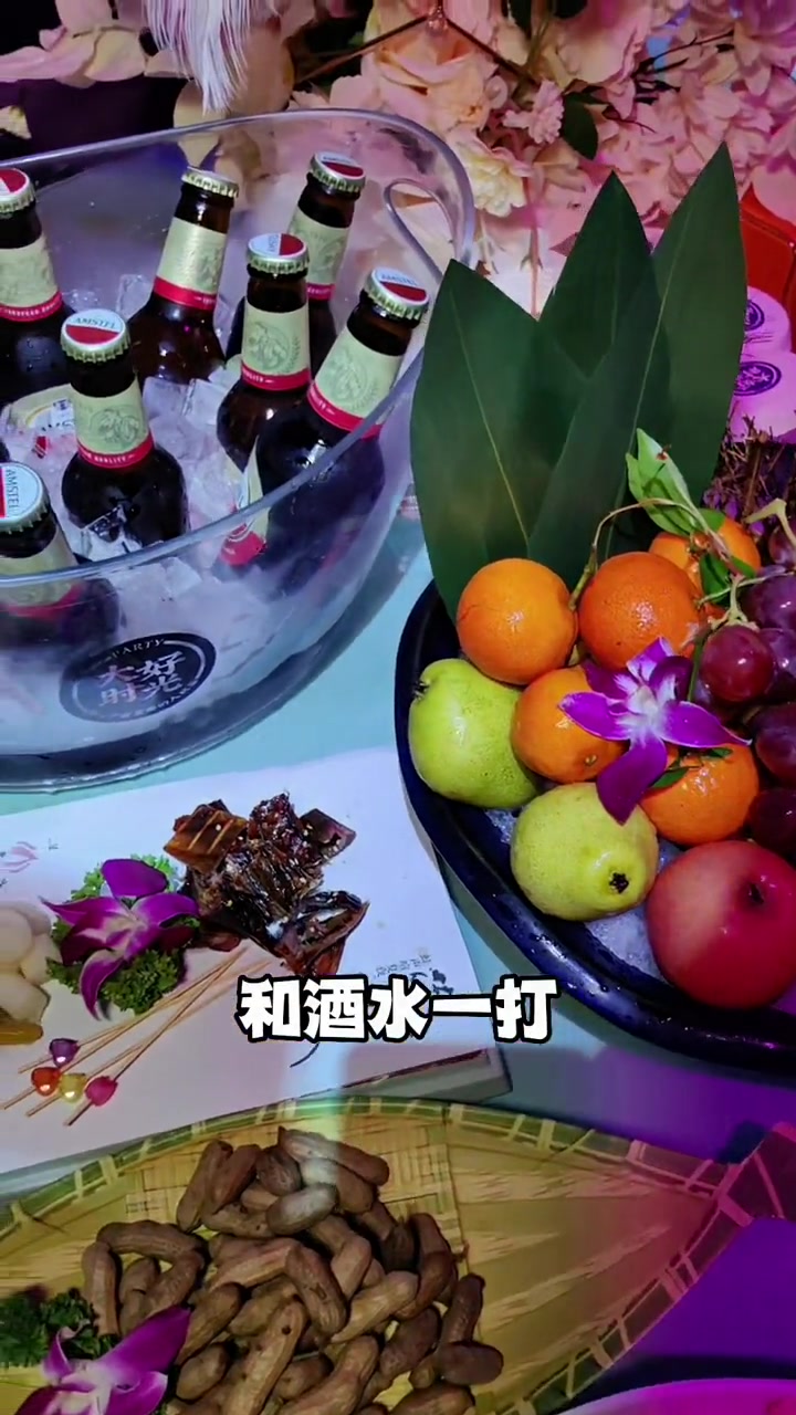 你有没有在KTV过过生日 大岭山的大好时光KTV只要288就可以在这里过生日了 还送蛋糕和