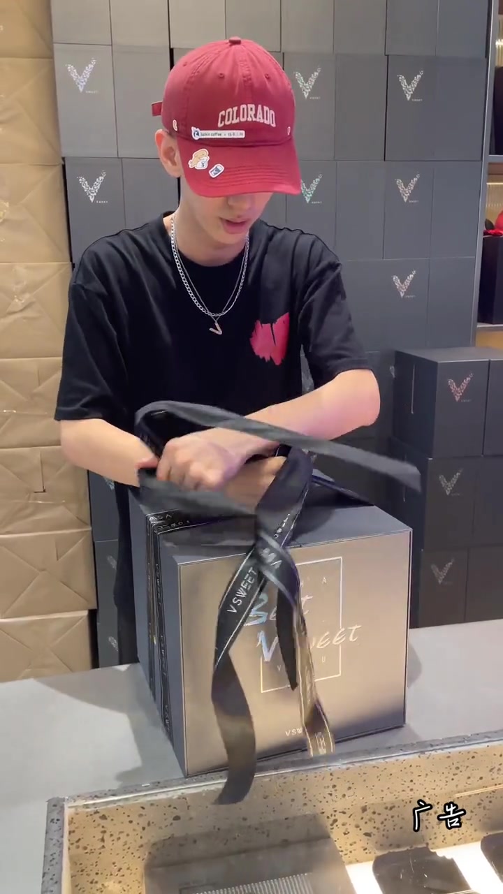 北京蛋糕 做成艺术品我也是第一次见 七夕礼物 v甜的专属仪式感 心动七夕 人气蛋糕推荐