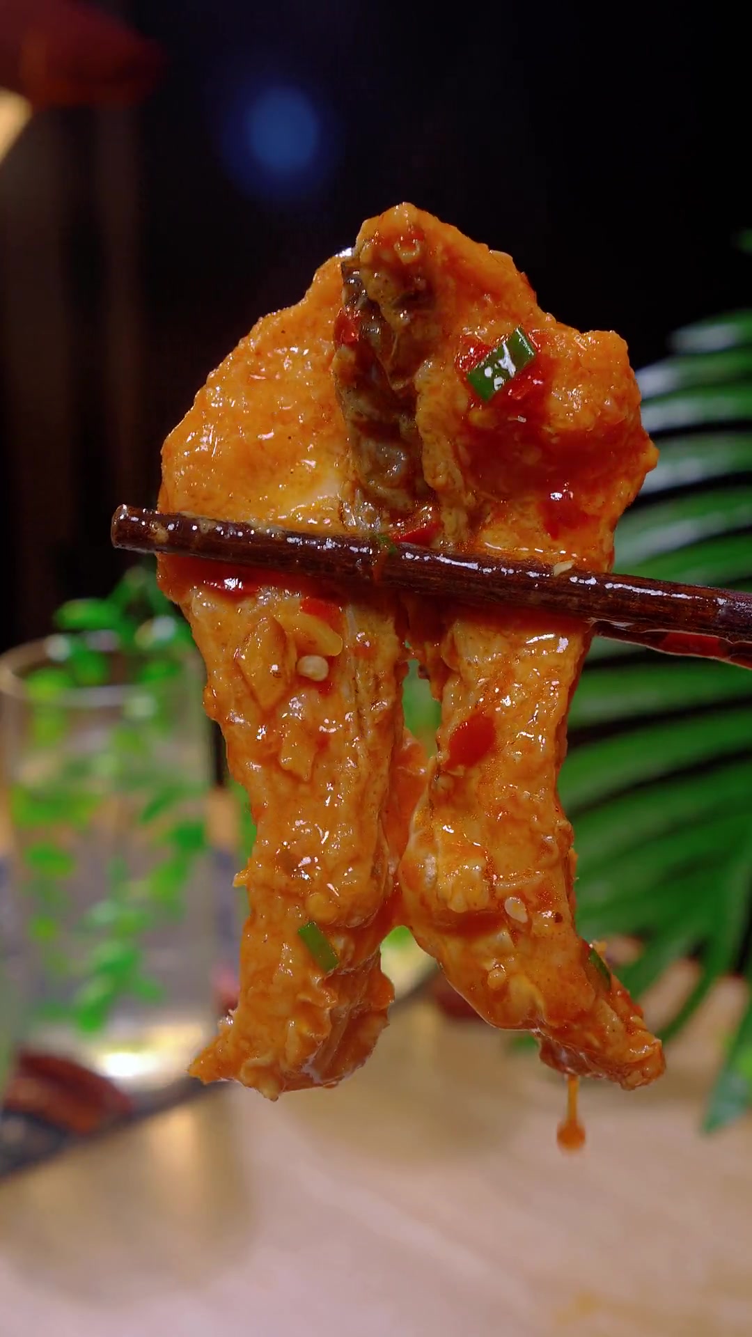 红烧鱼块怎么做才好吃呢?学会这个做法,一上桌就被抢光了。红烧鱼块 家常菜 红烧鱼