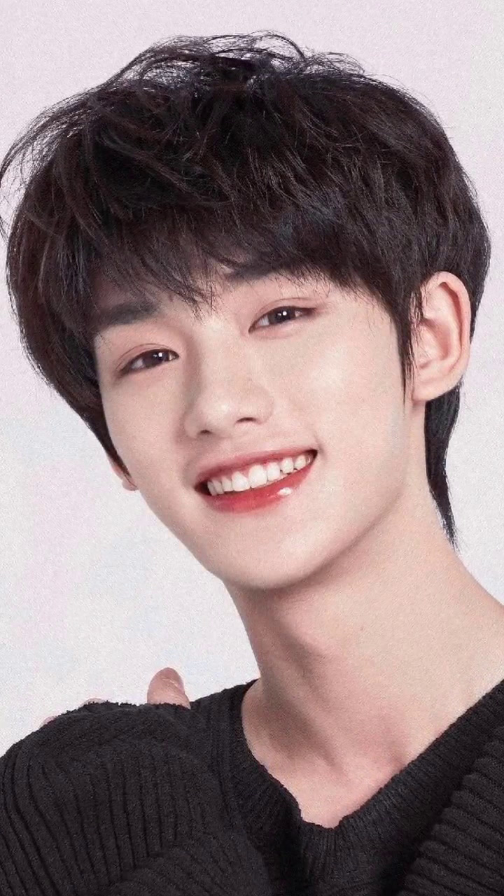 时代少年团个人照片+一张团体照
