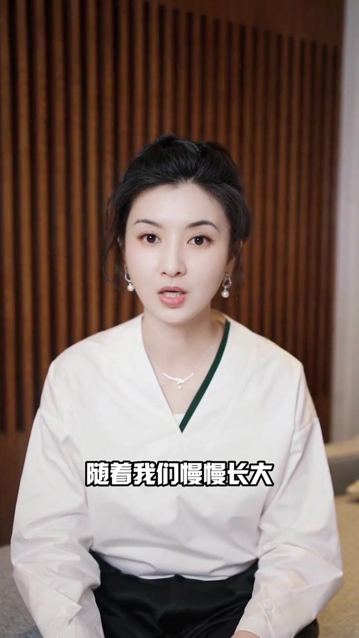 斓曦 今天聊聊“鸡娃”和“内卷”