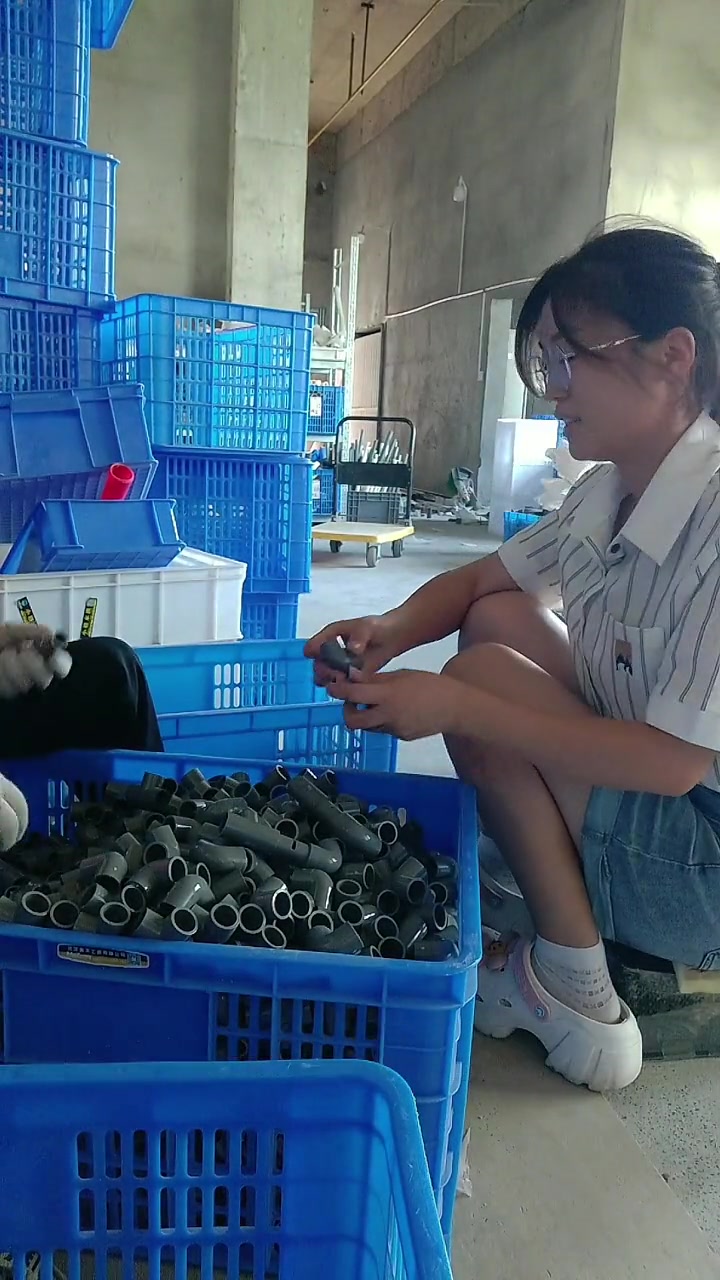 眼睛可以近视,目光不能短浅 周转箱过滤 鱼缸过滤 工厂实拍视频 养鱼日记 观赏鱼