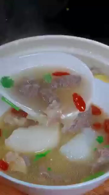 汤鲜味美营养又好喝的牛肉汤做法,炖出来的牛肉软烂入味不腥不柴 牛肉汤 汤鲜味美 煲汤