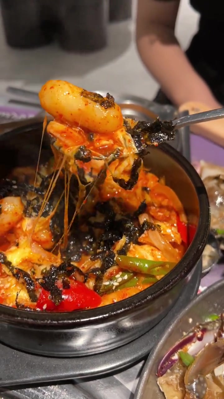 韩国欧尼都夸的店,酱蟹酱虾烤鳗必点!韩国料理 正宗的韩国烤肉店推荐 一起吃烤肉 活章鱼火锅