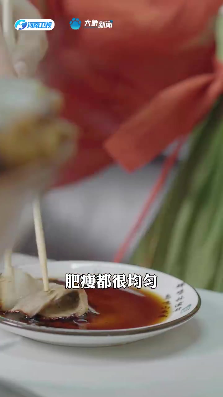 山西人做肉比做面还绝 山西美食中最硬的铜火锅,太过瘾了!排骨、酥肉、丸子、五花肉等十几种食