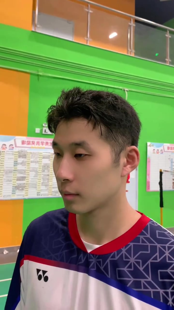 李宗伟 李宗伟本人看了都得愣两秒吧
