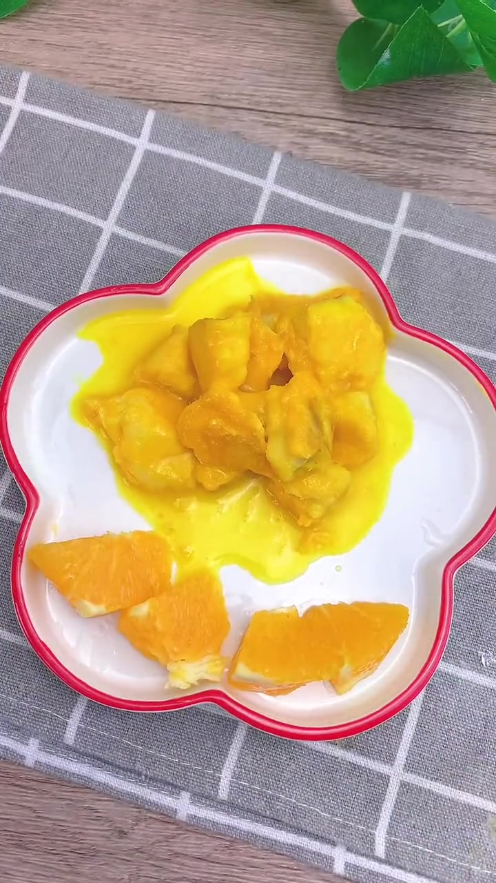 鳕鱼是非常适合宝宝食用的深海鱼,今天安排一个香橙鳕鱼,味道真是绝了 宝宝辅食