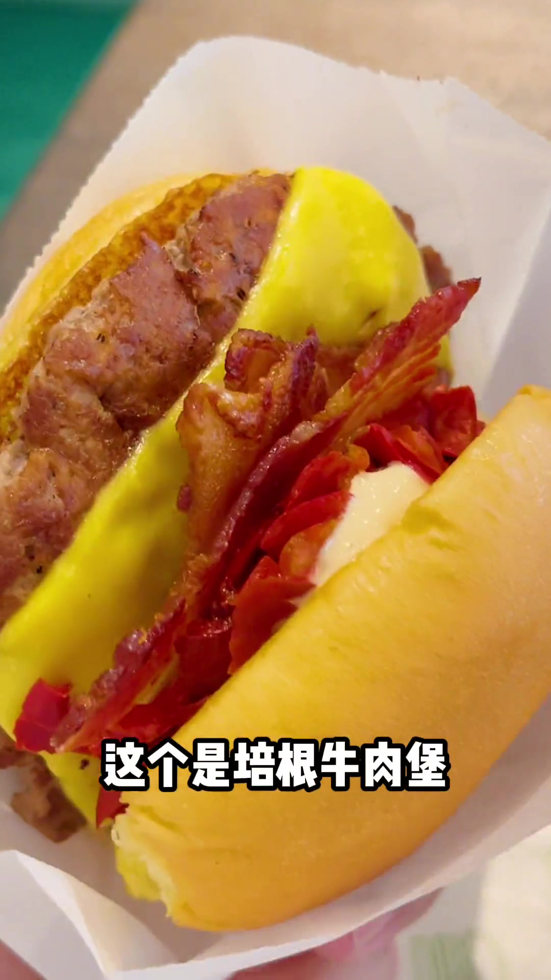 85元一个芝士牛肉蘑菇堡,我吃过最贵的汉堡 vlog我的日常