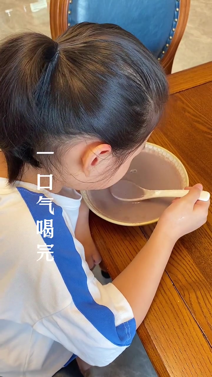 孩子长身体,经常喝五谷杂粮豆浆很不错哈,这个搭配好喝又营养!五谷杂粮 五谷养生