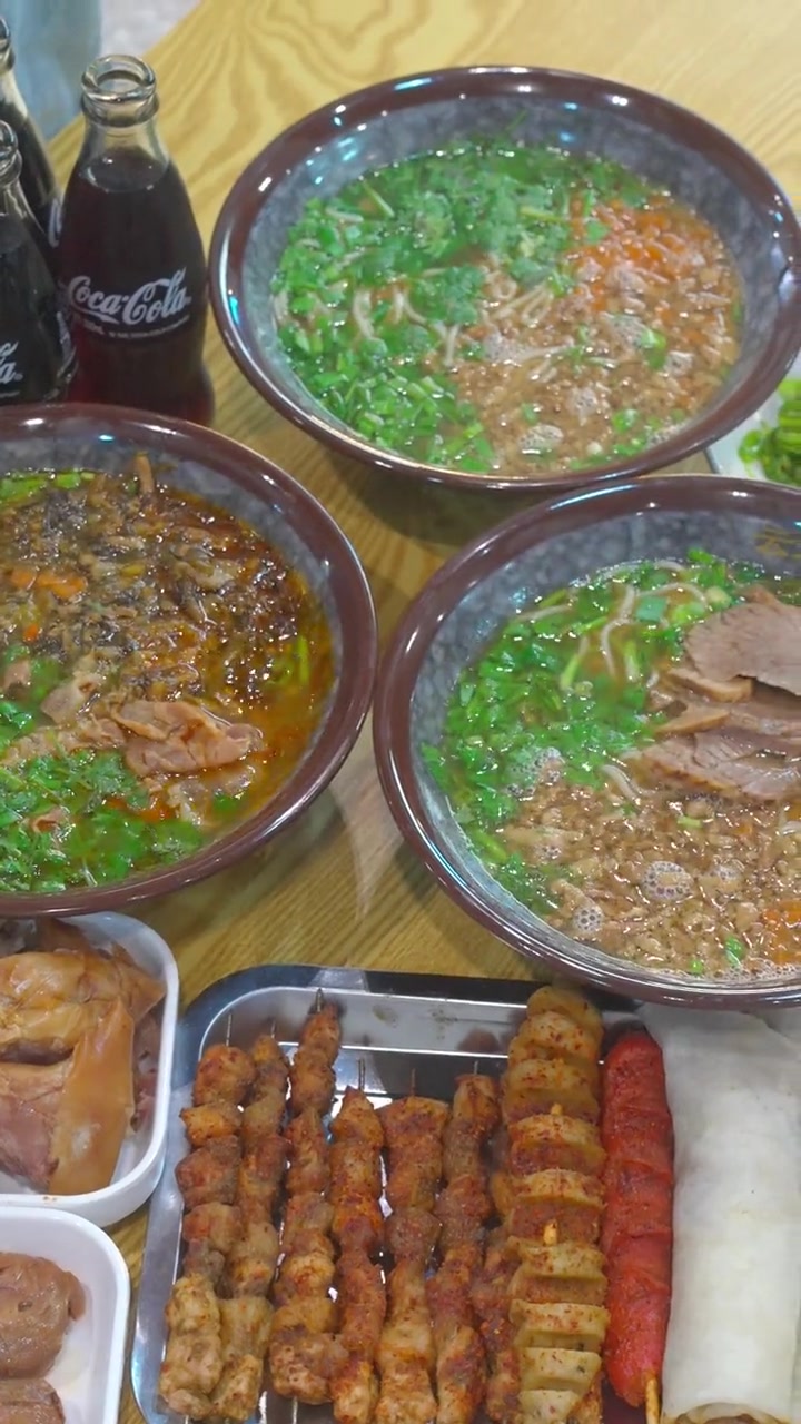 徐州米线加肉筋卷饼!真的无敌!扬州 扬州美食 扬州生活 徐州米线 米线