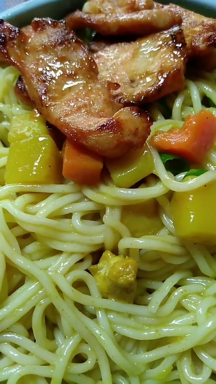 谢谢家人们。注,我做的都是家长,在简单又好做,喜欢吃的可以试一下,今天家里孩子要吃咖喱面条