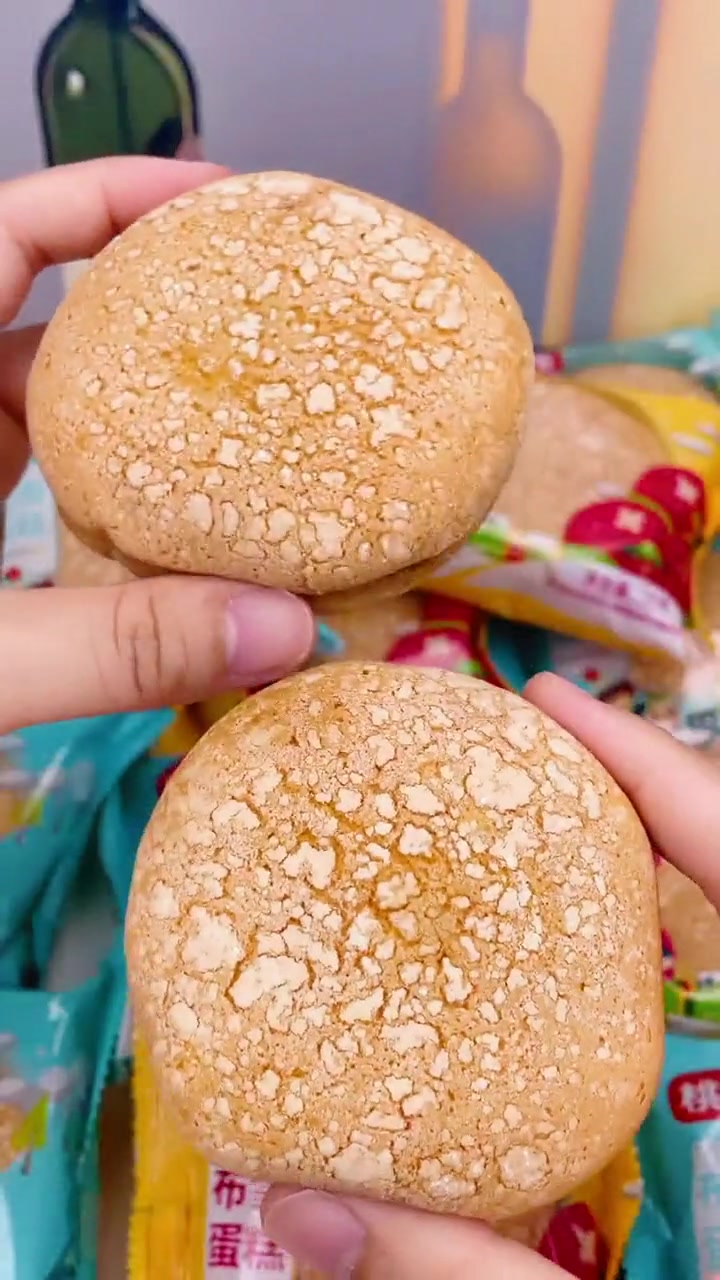 桃李面包布雪蛋糕葡萄干夹心蔓越莓夹心双口味可选 桃李面包 布雪蛋糕 蛋糕 好吃到停不下来 