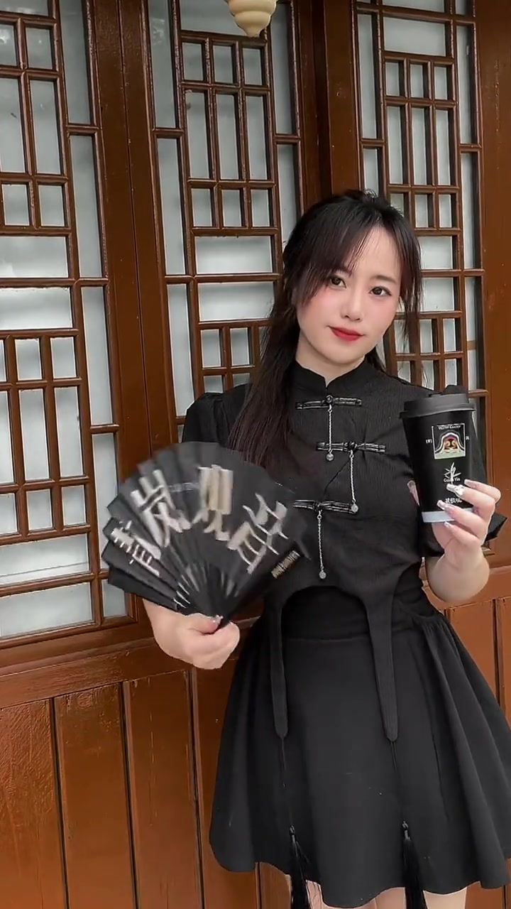 可以永远相信中式美学,英歌魂9月新品,这杯青岚观音你可不要错过了 英歌魂青岚观音 英歌魂 