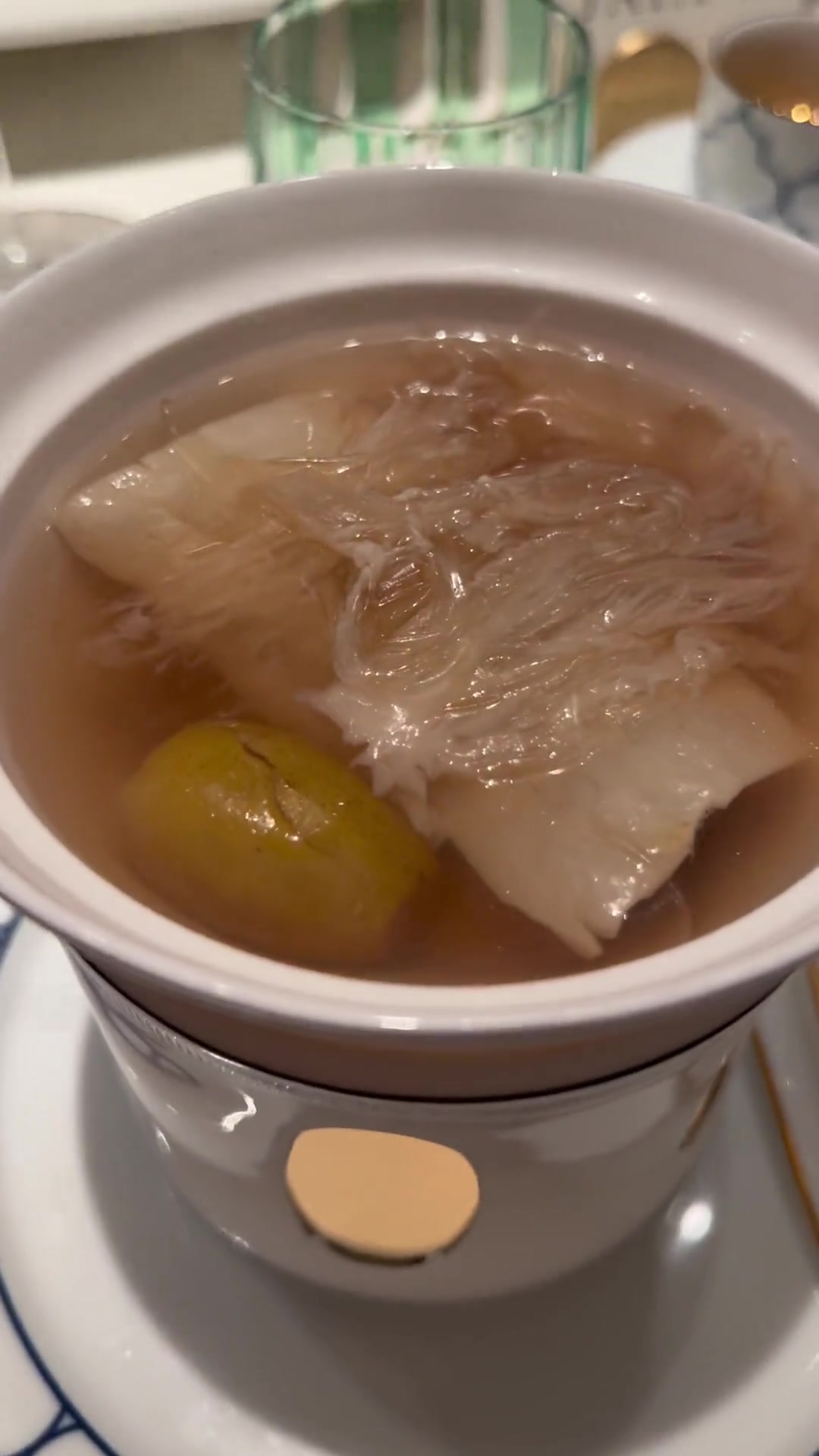 炳胜新菜:潮州黄橄榄清汤佛跳墙 跟着tata探广州 粤菜 米其林餐厅 美食