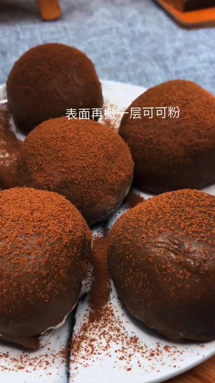 冰淇淋口感的提拉米苏大福,夏天再适合不过了  奶油芝士馅材料:130g奶油奶酪,30g白糖
