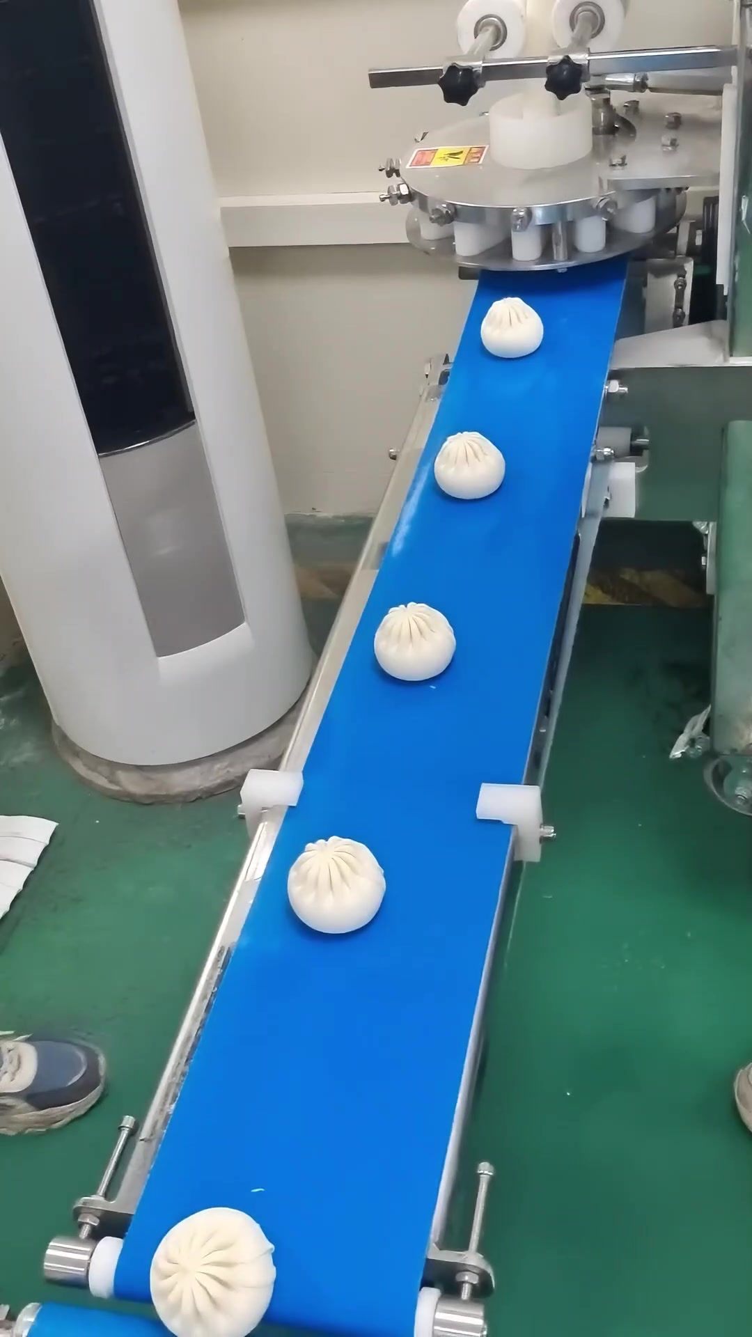 连锁配送速冻包子生产线