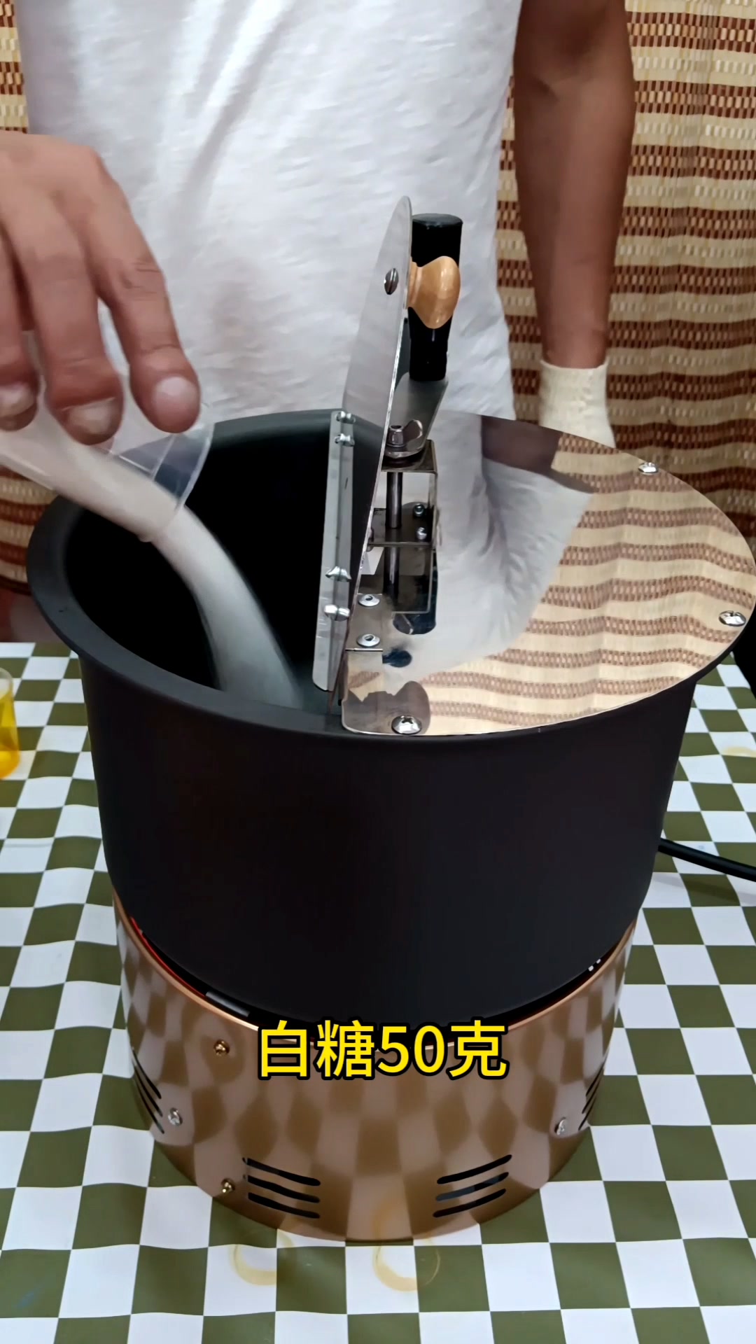 手摇爆米花机配电磁炉使用