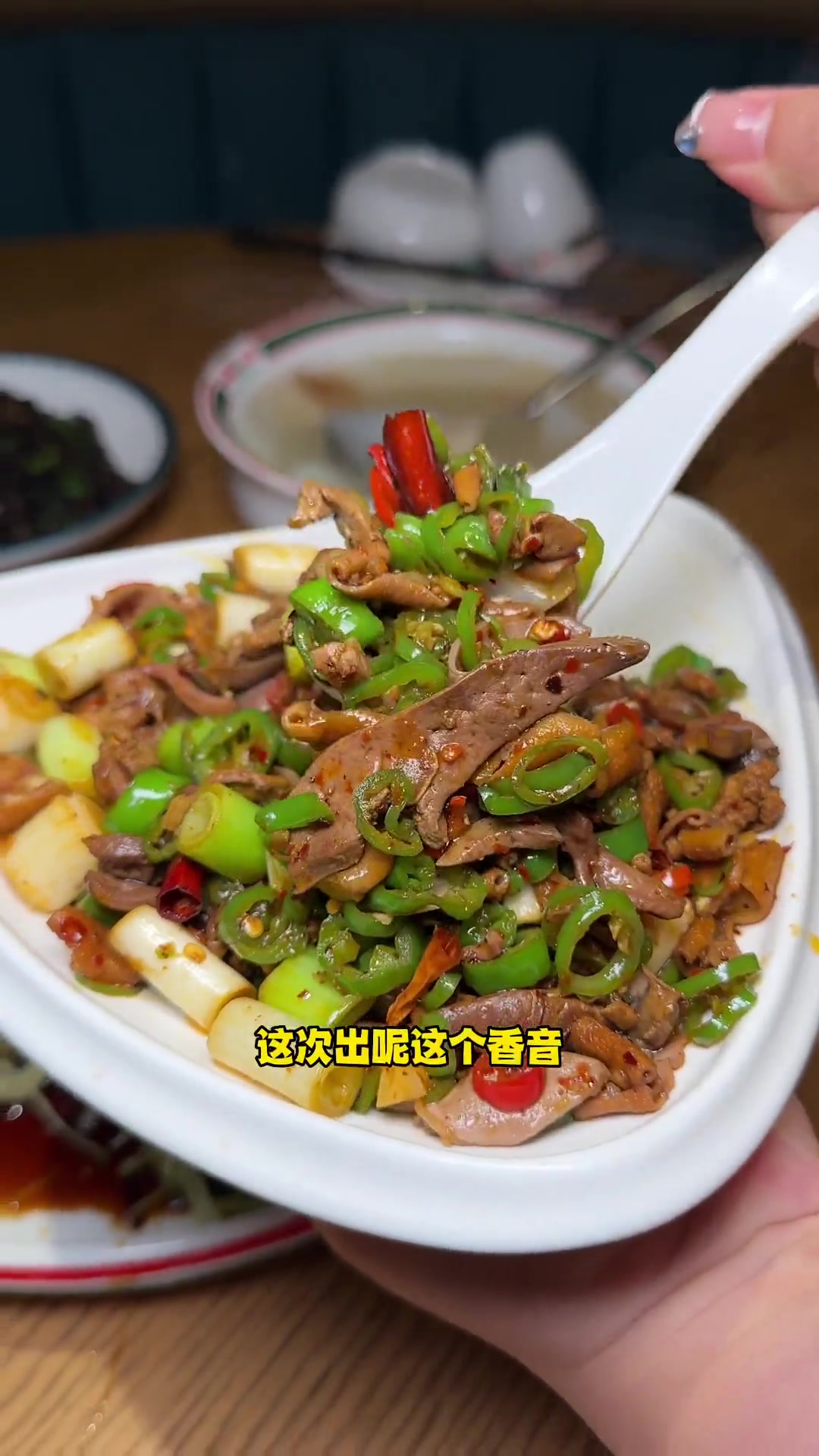 开了7年的山里人家-每天都是爆满状态 昆明 盘龙区 宣威菜 好吃不贵经济实惠 特色家常菜