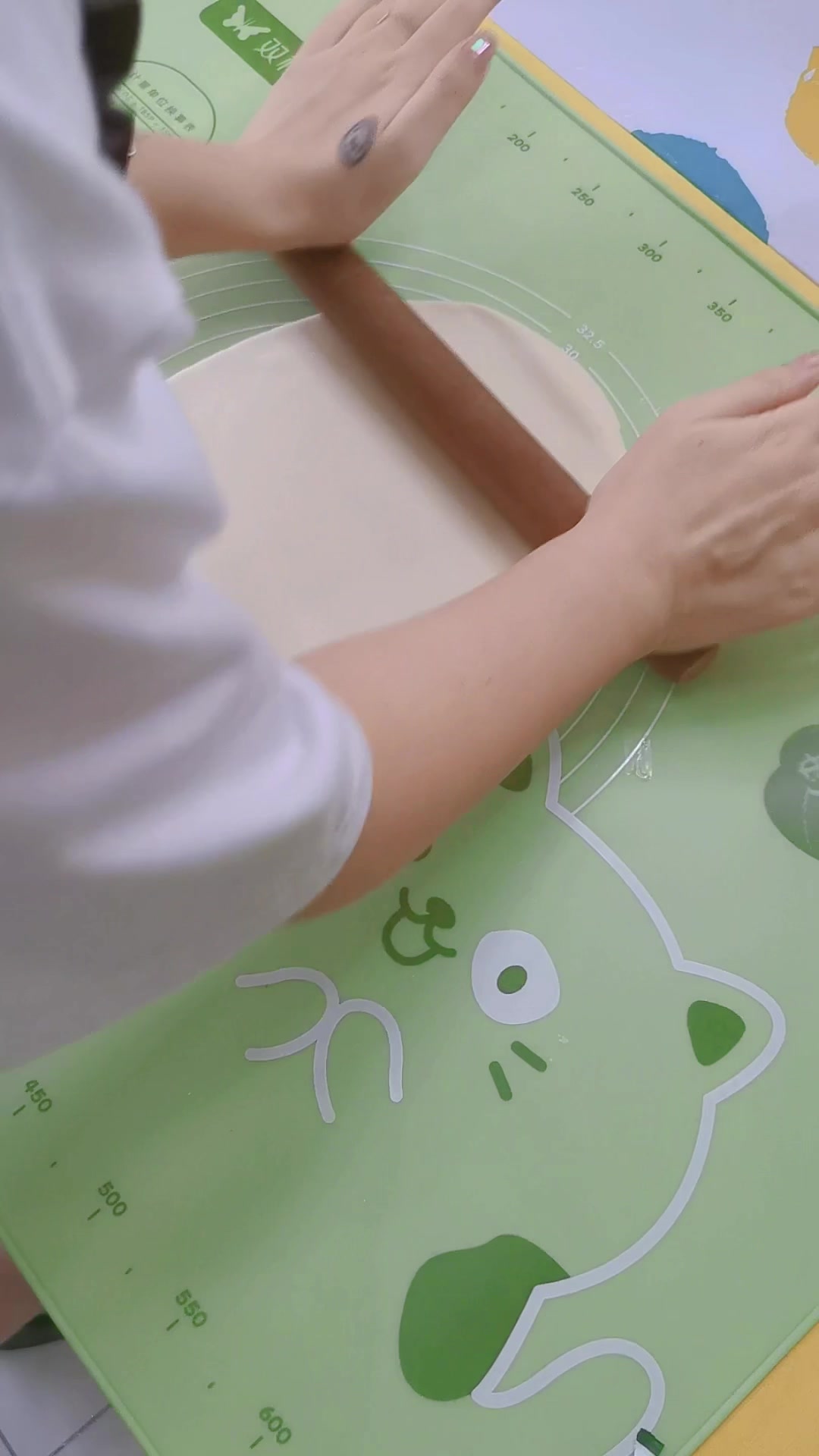 美食面食食谱-奶香椰蓉卷