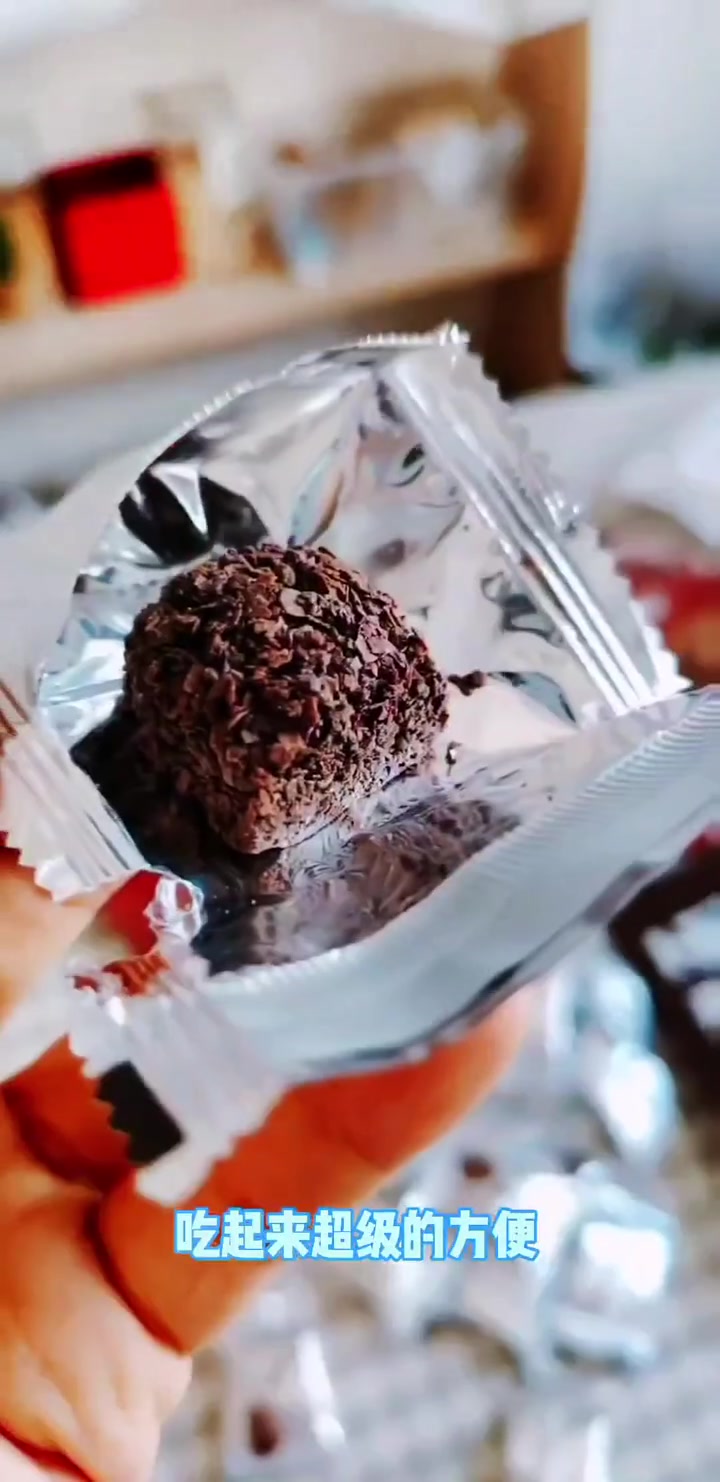 巧克力控 宝宝们看过来～大人孩子都爱吃 的 健康零食 卜珂零点 两种口味的玉米脆燕麦脆～香