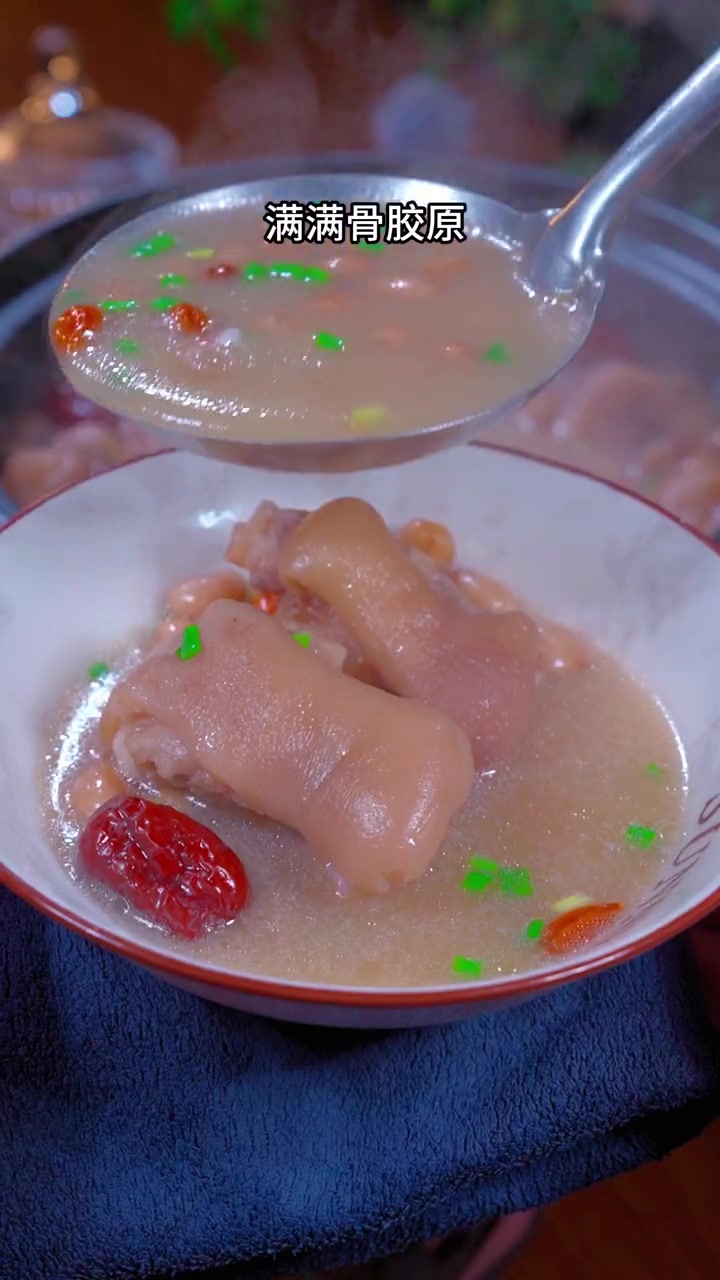 秋风起可以多喝猪脚汤 炖猪蹄 美食推荐