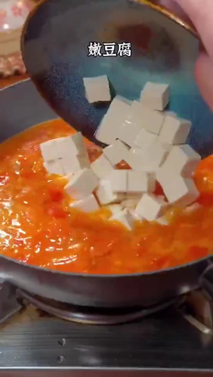 孩子开学必备8道营养午餐第五道——香菇西红柿豆腐鸡蛋汤