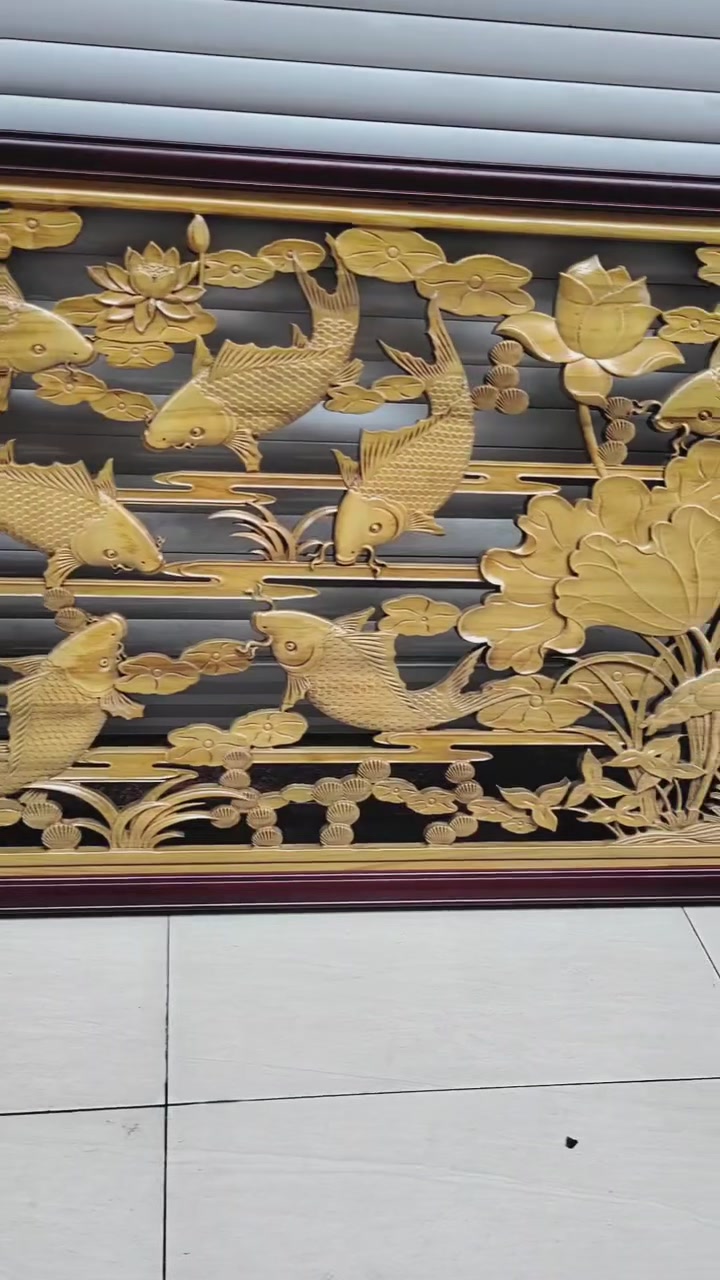 东阳木雕挂件九鱼荷花