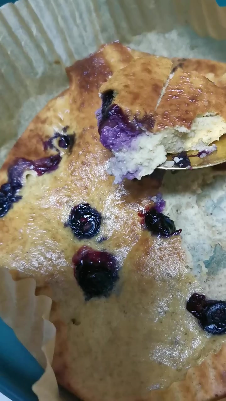 酸奶蛋糕自己做,真好吃!