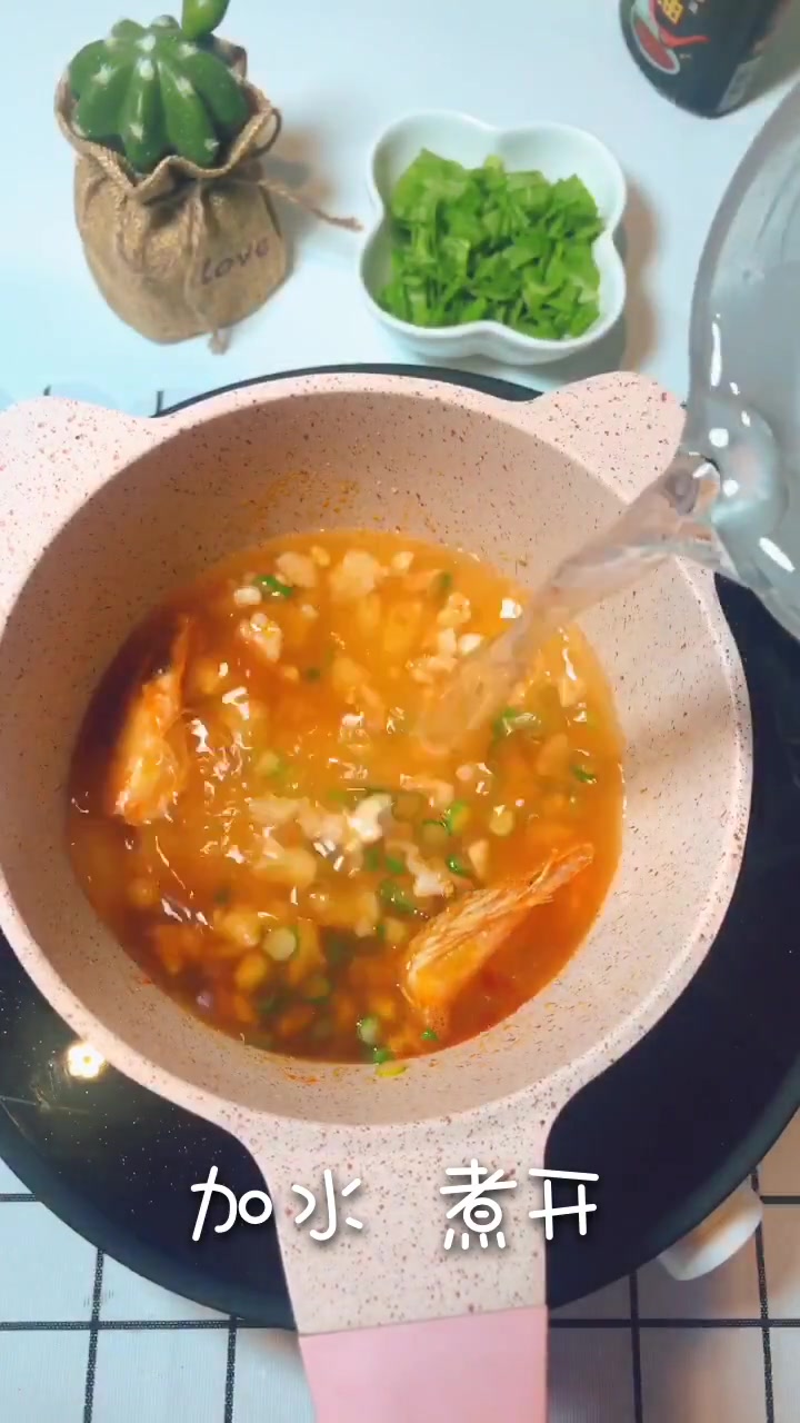 「小米海鲜疙瘩汤」海鲜过敏就换成其它食材 蛋清过敏就只加蛋黄 感谢关注