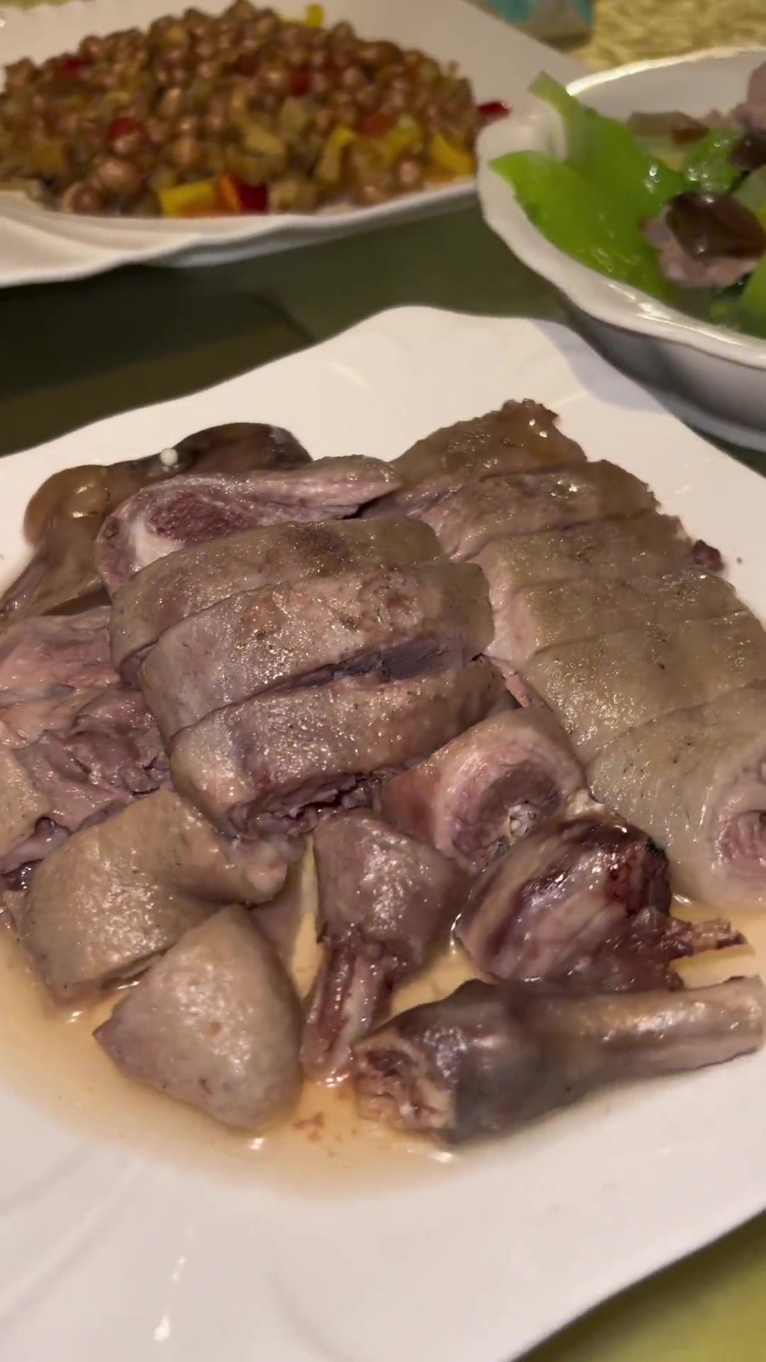 司前夜鱼加白切鹅柴鱼炒花生鱼籽炒豆角,真的被这家农庄圈粉了 美食探店 这家店回头客超多 同