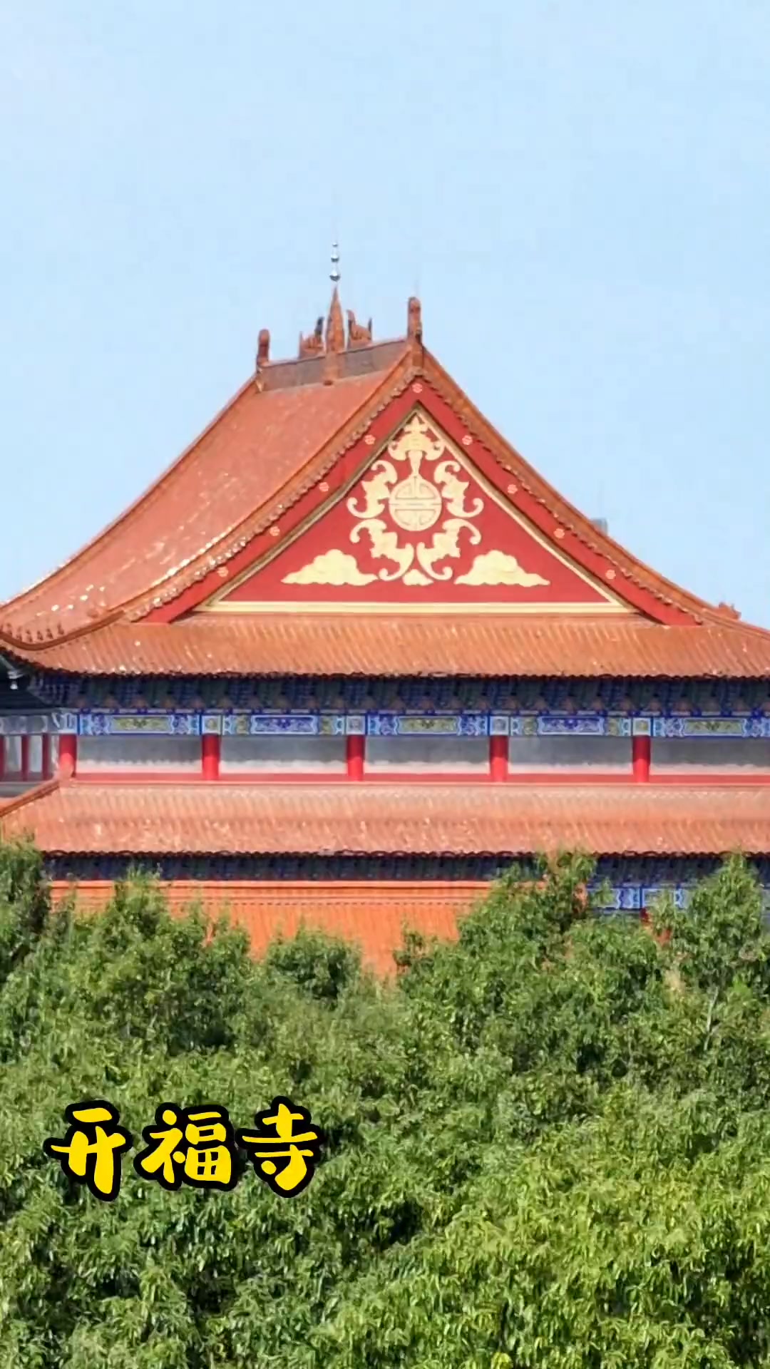 合肥,从来不缺少美的景色。春节期间,合肥热门景区top5分别是:祥源花世界、三河古镇、合肥