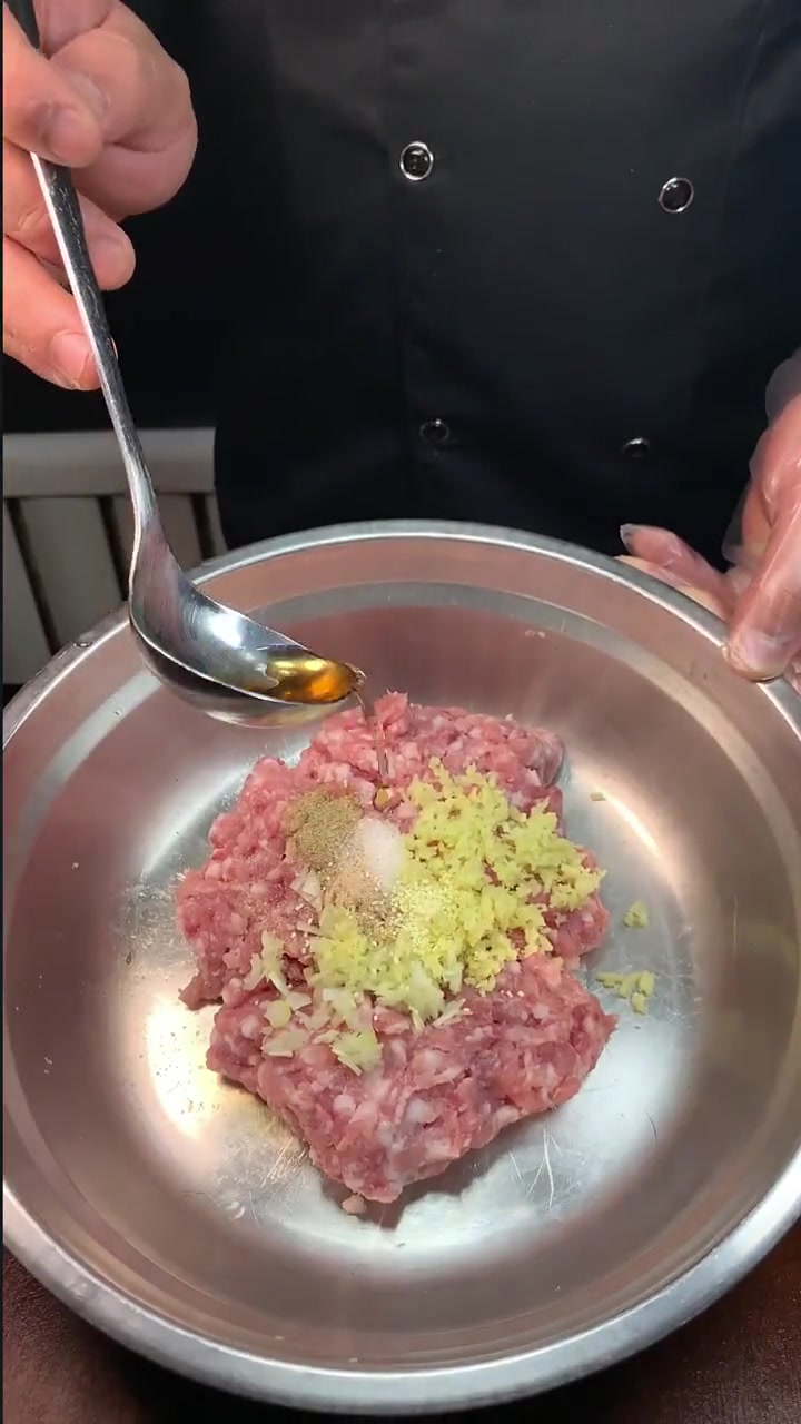 肉丸汤这样做!再简单的食物都有自己的灵魂 肉丸汤 猪肉新吃法 美食卷王挑战赛 汤