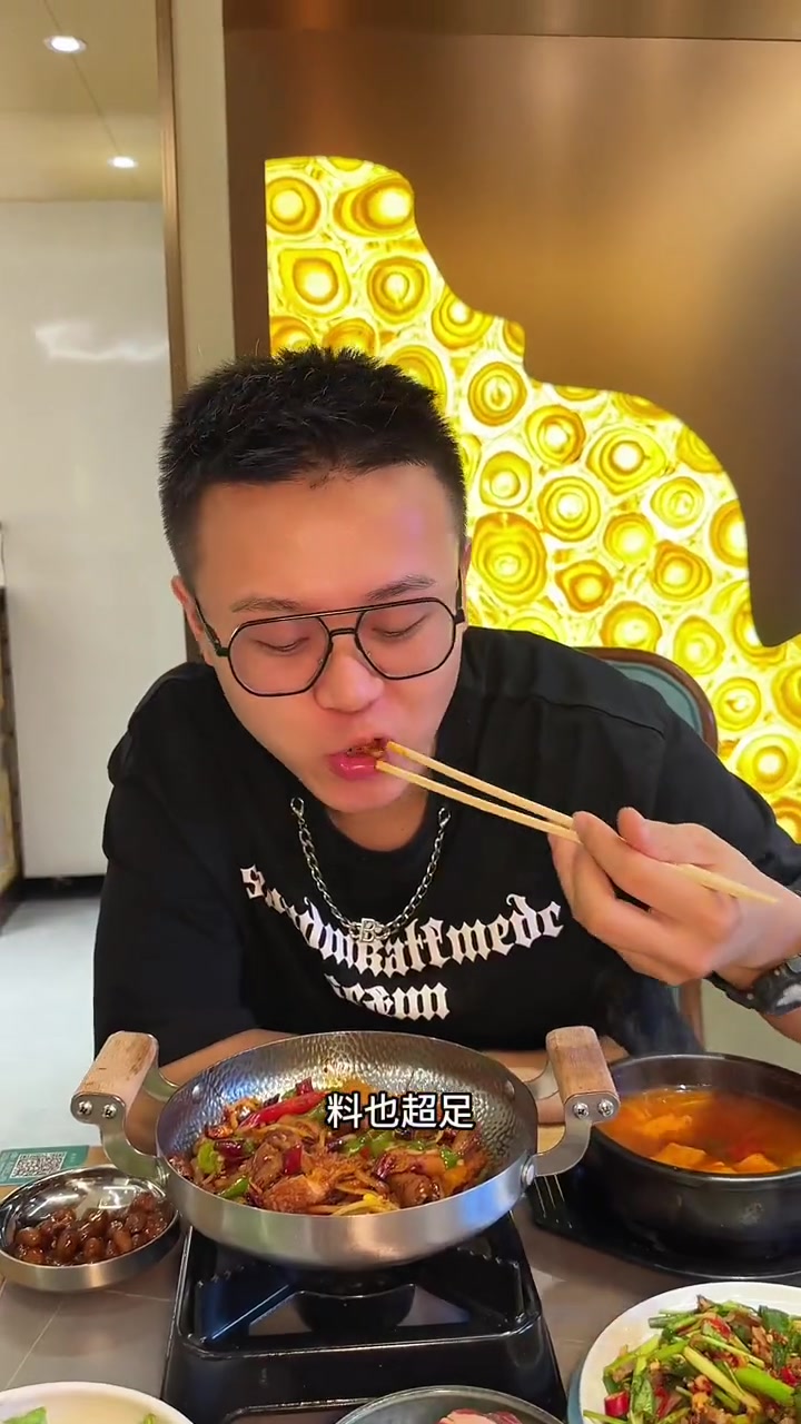 开了20多年的斗牛家囤好团购国庆来吃他!沈阳 美食 烤肉真香 烤肉