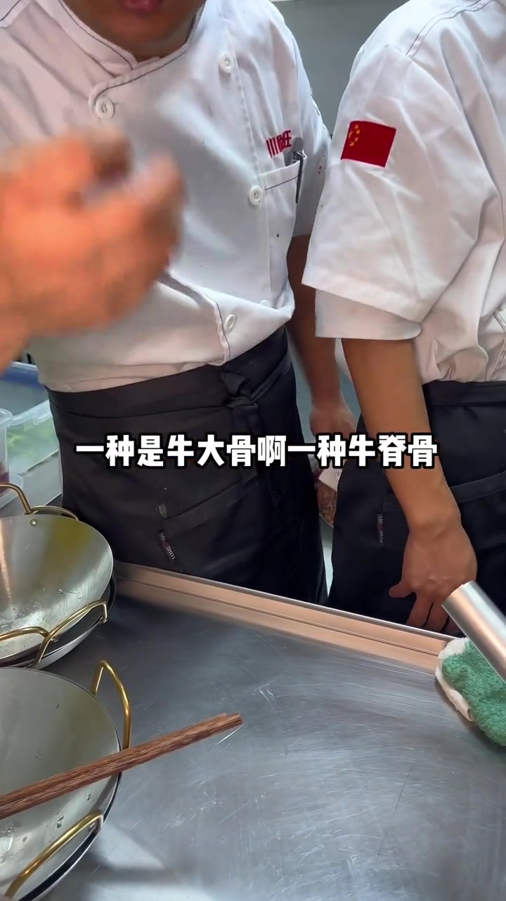 滨江又开了家好吃适合的湘菜馆,品质不错,上菜速度还快 无辣不欢 夏日食力狂欢 地道川味 辣