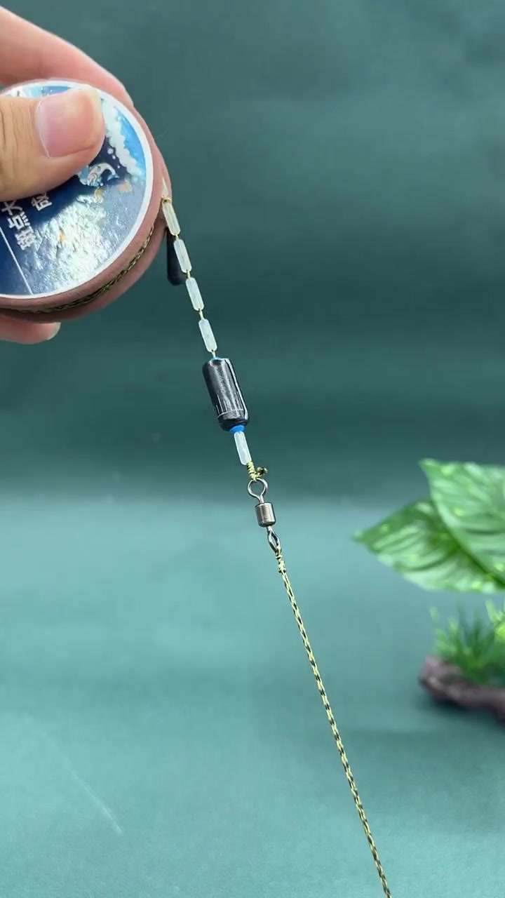 狂拉不断的巨物线组,自带钨钢伊势尼鱼钩,中鱼不跑鱼,狂拉巨物就用它