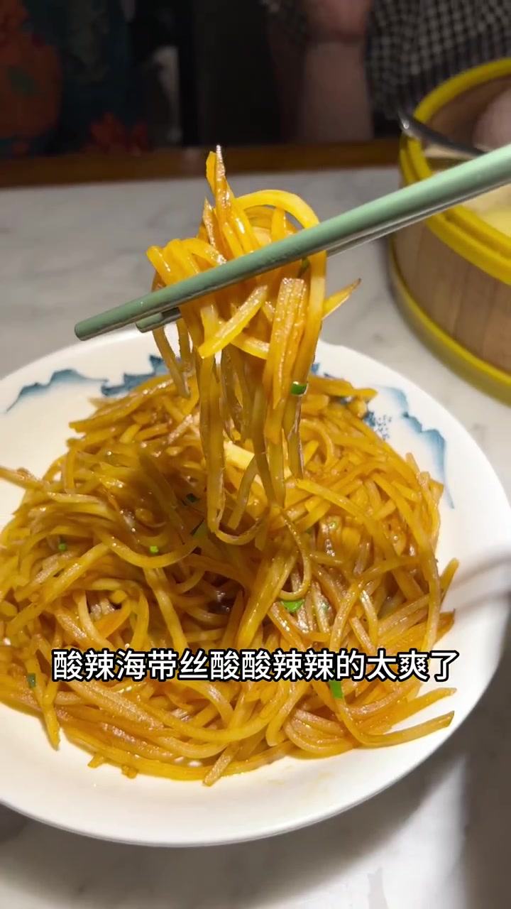 小菜园双人餐太划算了,真的可以多囤几张慢慢吃!左下角赶快团