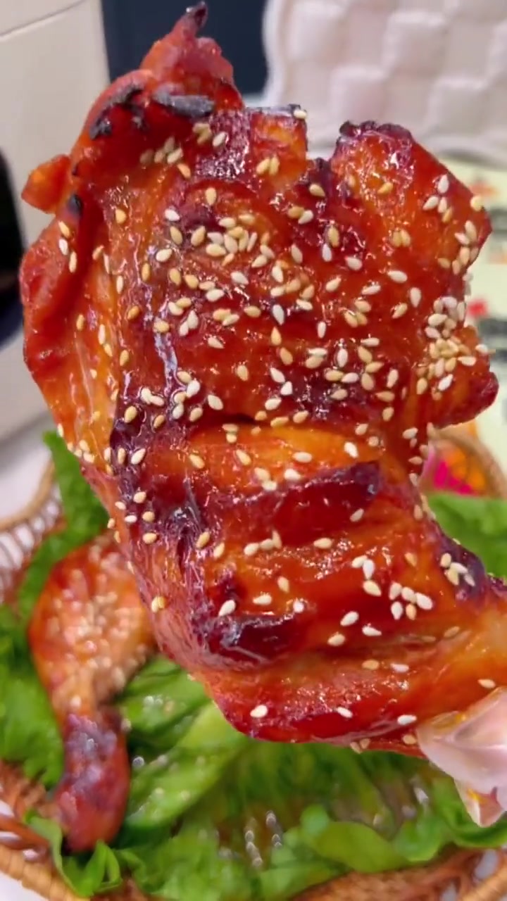 孩子们都爱吃的奥尔良鸡腿儿,一定要学会自己在家做,不仅干净卫生,关键的是味道也更好吃 空气